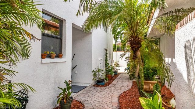5501 Harbour Castle DR, Fort Myers, FL 33907