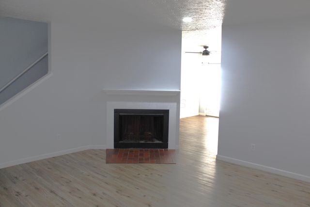 1823 Worthington Run Drive, F, Columbus, OH 43235