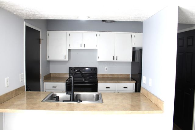 1823 Worthington Run Drive, F, Columbus, OH 43235