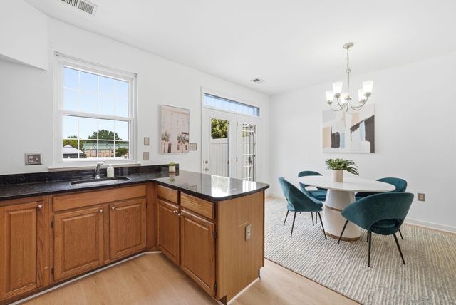 616 PARKSIDE PL NE, Washington, DC 20019
