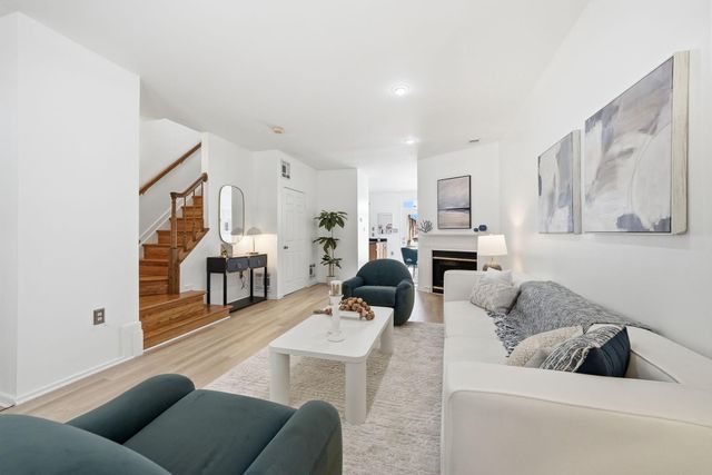 616 PARKSIDE PL NE, Washington, DC 20019