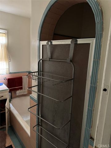 1440 W 91st, Los Angeles, CA 90047