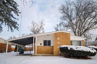15230 Marlow, Oak Park, MI 48237