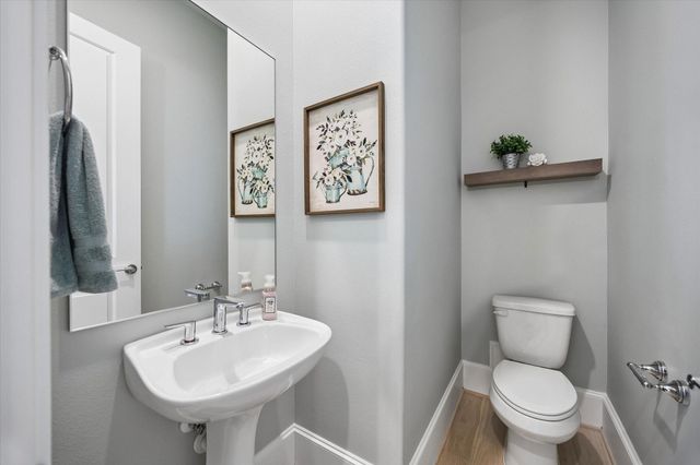 3312 W 12th Street, Houston, TX 77008