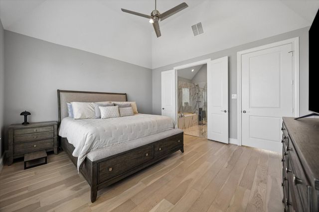 3312 W 12th Street, Houston, TX 77008