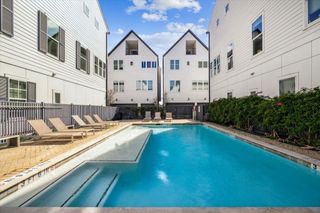 3312 W 12th Street, Houston, TX 77008