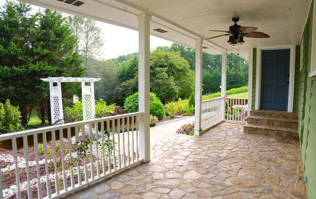 1211 Scenic Drive, Blue Ridge, GA 30513