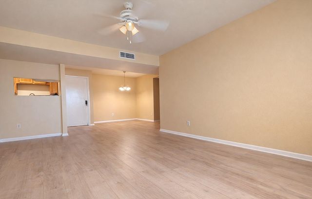 8529 Hearth Drive 23, Houston, TX 77054