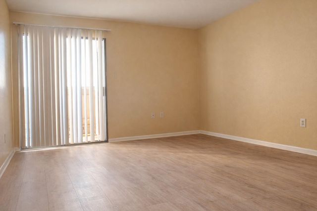 8529 Hearth Drive 23, Houston, TX 77054