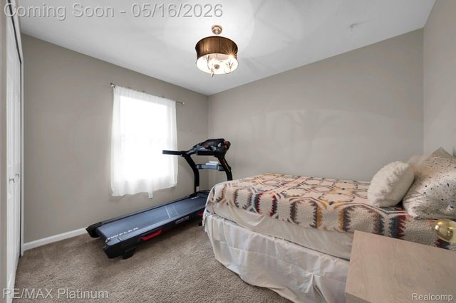 5043 Oak Bluff Court, Genoa Township, MI 48843