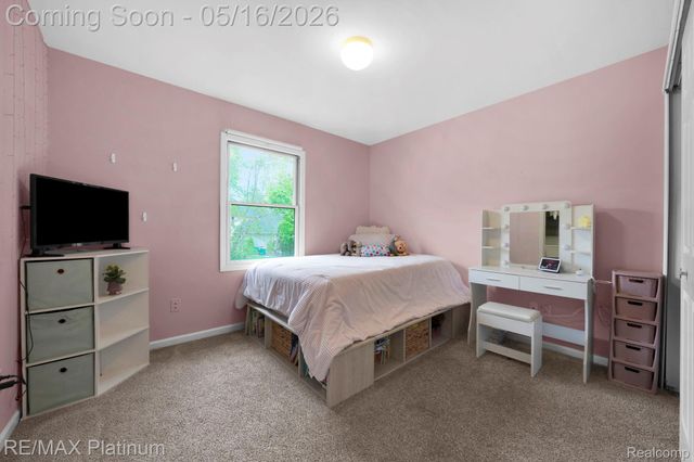 5043 Oak Bluff Court, Genoa Township, MI 48843