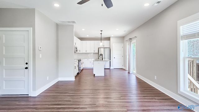 2700 Woodview Drive, Huntsville, AL 35801