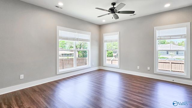 2700 Woodview Drive, Huntsville, AL 35801