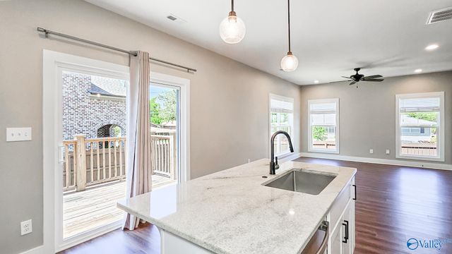 2700 Woodview Drive, Huntsville, AL 35801