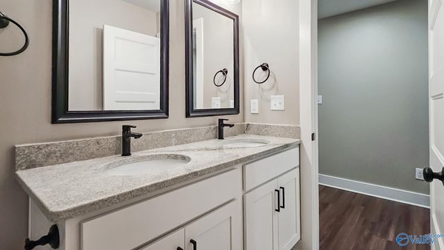 2700 Woodview Drive, Huntsville, AL 35801