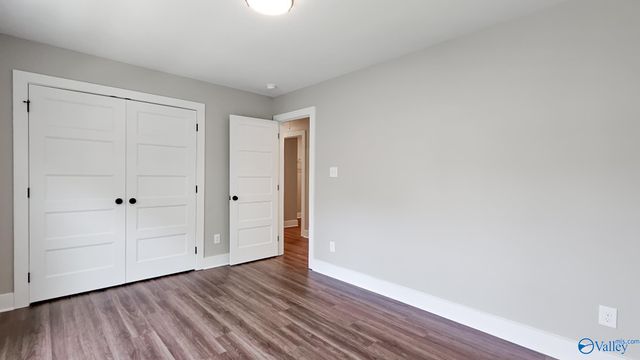 2700 Woodview Drive, Huntsville, AL 35801