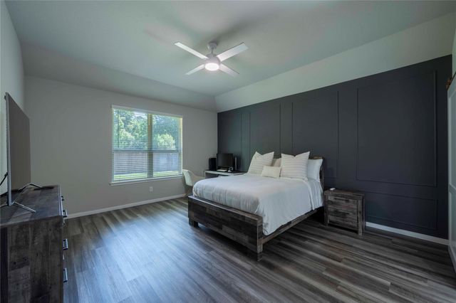 31302 Raleigh Creek Drive, Tomball, TX 77375