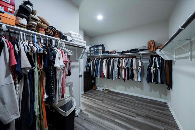 31302 Raleigh Creek Drive, Tomball, TX 77375