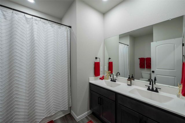 31302 Raleigh Creek Drive, Tomball, TX 77375