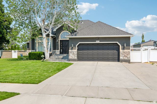 9567 S MISTY OAKS CIR, South Jordan, UT 84095