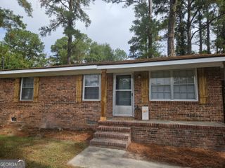 423 Richards, Millen, GA 30442
