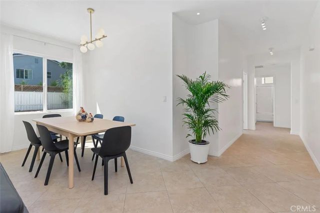 13569 Kiwi, Corona, CA 92880