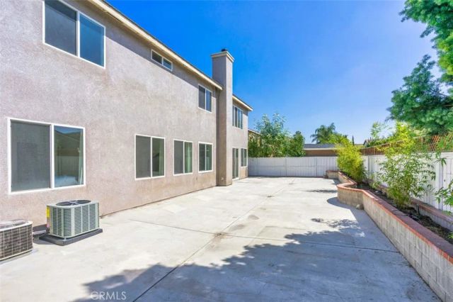 13569 Kiwi, Corona, CA 92880