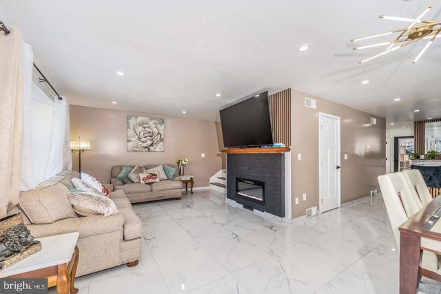 5012 ERBS BRIDGE RD, Mechanicsburg, PA 17050