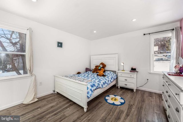 5012 ERBS BRIDGE RD, Mechanicsburg, PA 17050