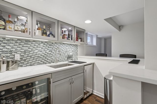 218 Swarthmore Rd, Linden City, NJ 07036