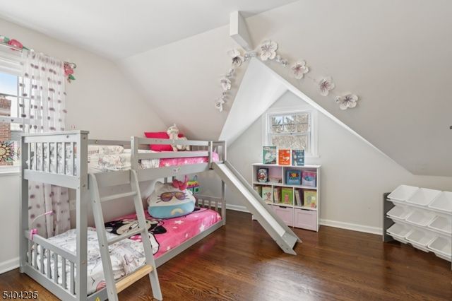 218 Swarthmore Rd, Linden City, NJ 07036