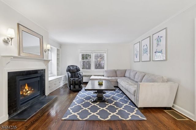 218 Swarthmore Rd, Linden City, NJ 07036