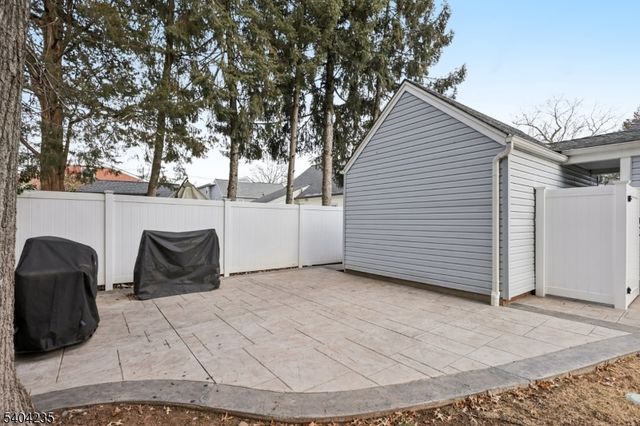 218 Swarthmore Rd, Linden City, NJ 07036