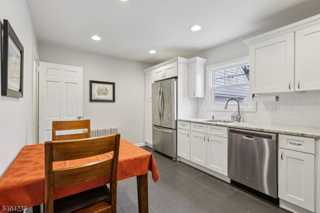 218 Swarthmore Rd, Linden City, NJ 07036