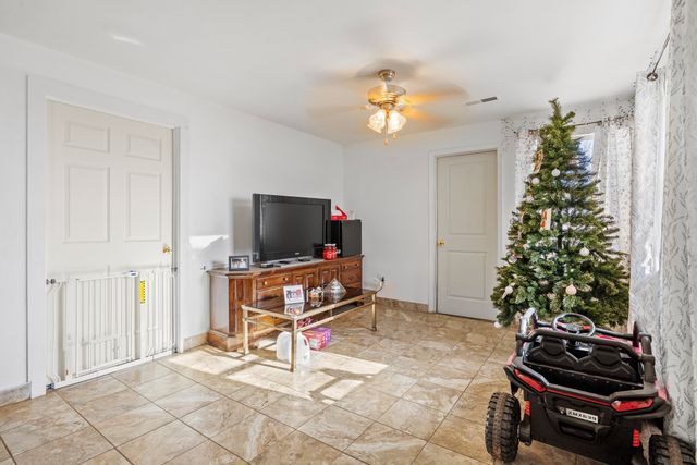 4949 Calle Pico, Santa Fe, NM 87507