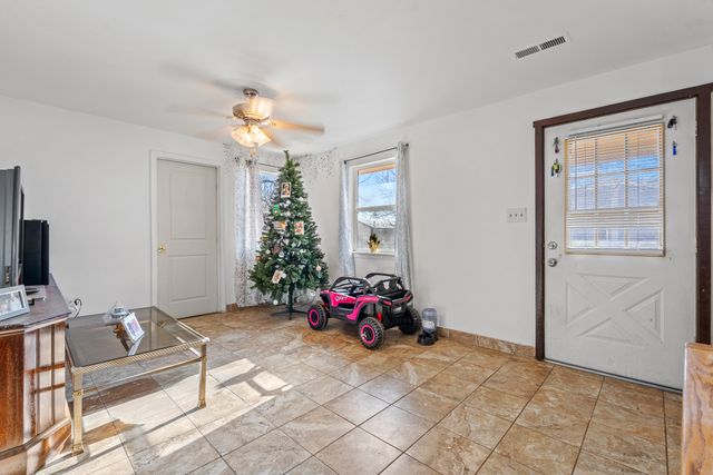 4949 Calle Pico, Santa Fe, NM 87507