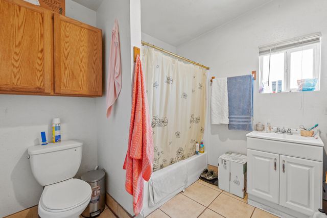 4949 Calle Pico, Santa Fe, NM 87507