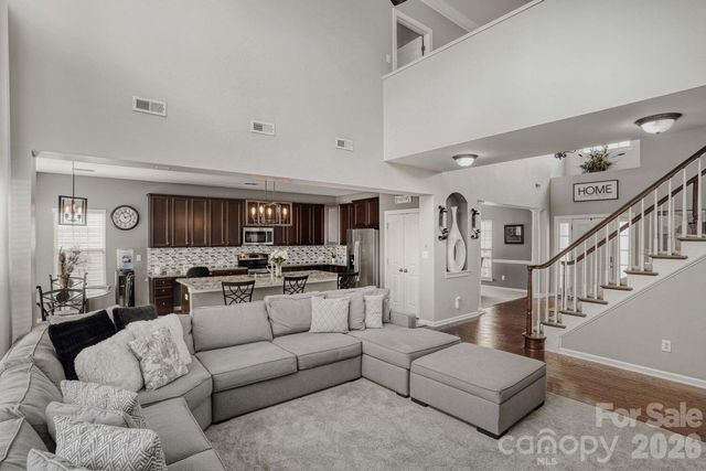 11138 Huntington Meadow Lane, Charlotte, NC 28273