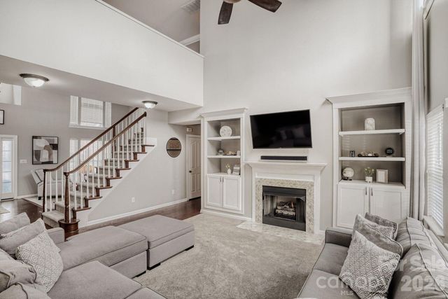 11138 Huntington Meadow Lane, Charlotte, NC 28273