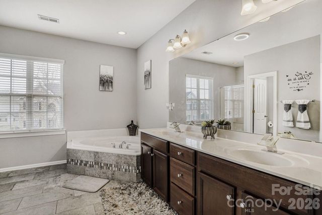 11138 Huntington Meadow Lane, Charlotte, NC 28273