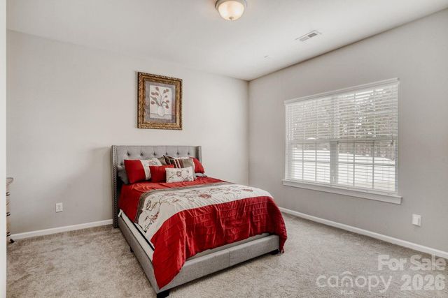 11138 Huntington Meadow Lane, Charlotte, NC 28273