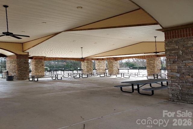 11138 Huntington Meadow Lane, Charlotte, NC 28273