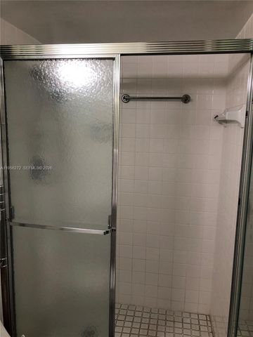 255 Sunrise Dr 305, Key Biscayne, FL 33149