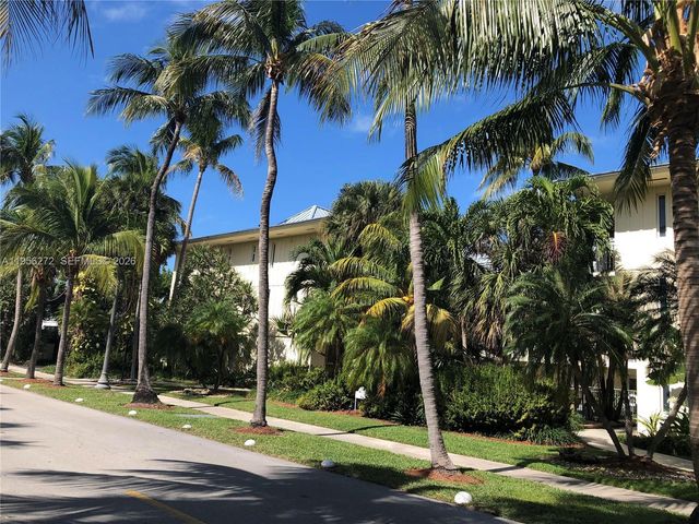255 Sunrise Dr 305, Key Biscayne, FL 33149