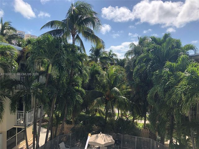 255 Sunrise Dr 305, Key Biscayne, FL 33149