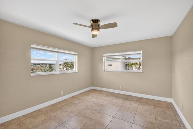 2615 NE 1st Court 312, Boynton Beach, FL 33435