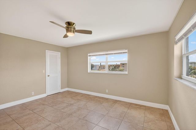 2615 NE 1st Court 312, Boynton Beach, FL 33435