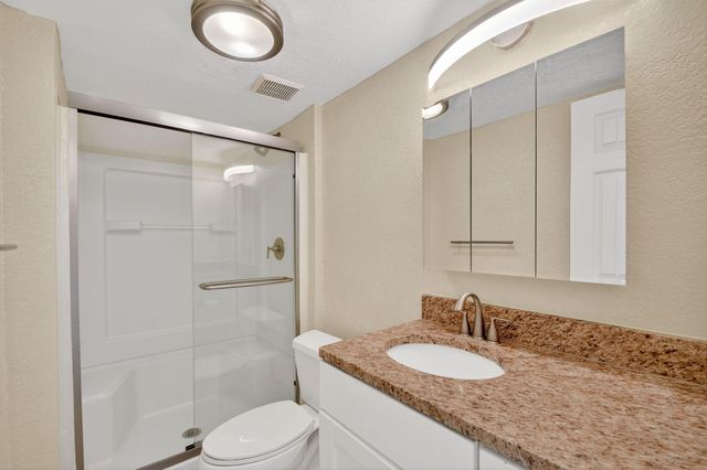 2615 NE 1st Court 312, Boynton Beach, FL 33435