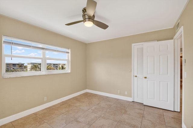 2615 NE 1st Court 312, Boynton Beach, FL 33435