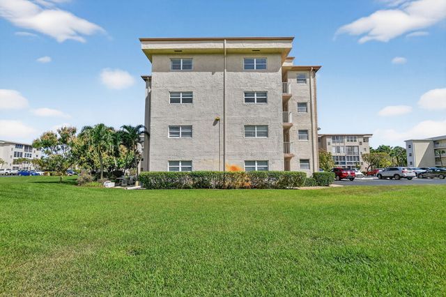 2615 NE 1st Court 312, Boynton Beach, FL 33435